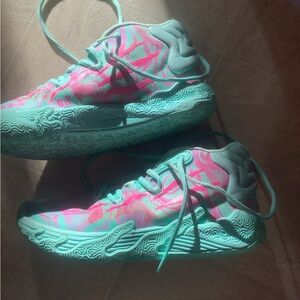 Puma Basketball/ Volleyball Vibrant Pink and Teal Sneakers